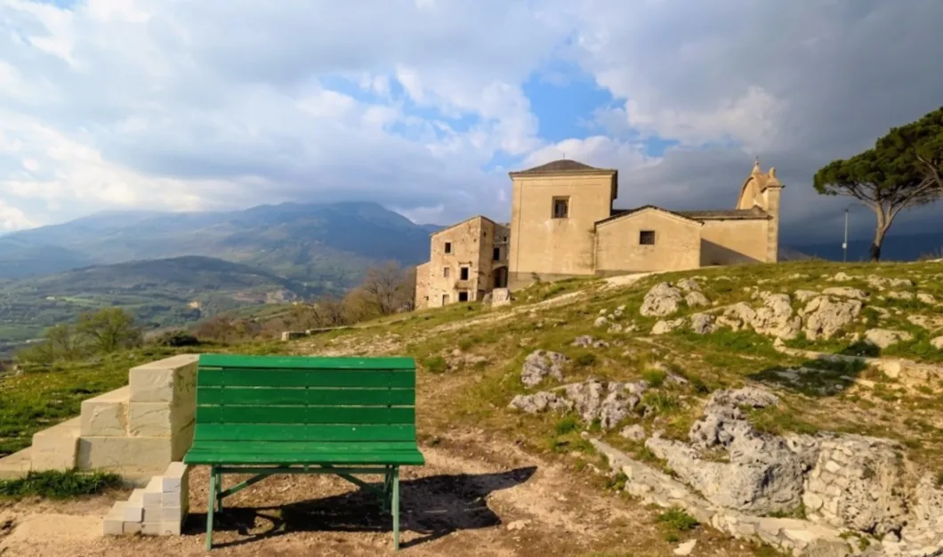 panchina gigante Campoli Appennino