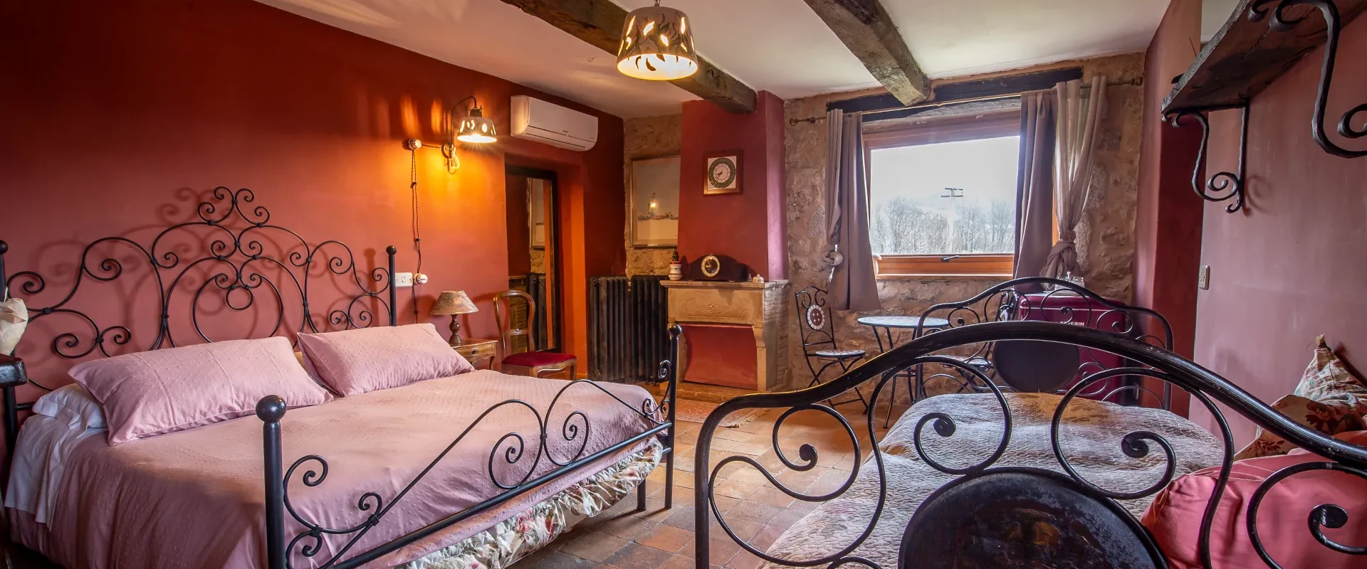 panoramica camera matrimoniale deluxe Bed and Breakfast Casal Cominium