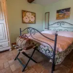letto matrimoniale camera matrimoniale standard Bed and Breakfast Casal Cominium